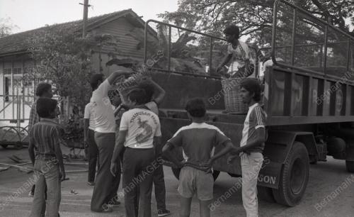 GOTONG-ROYONG