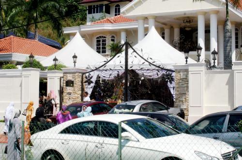 MAJLIS TAHLIL