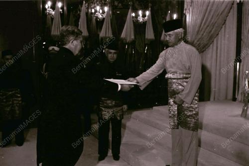YANG DI-PERTUAN AGONG