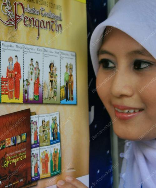 SETEM KHAS PAKAIAN TRADISIONAL PENGANTIN