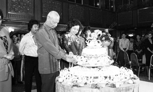 KL01_20032015_AGONG_SAMBUT