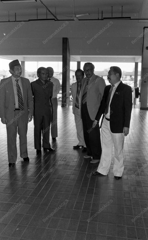 KL01_20032015_PENGARAH_LUTH