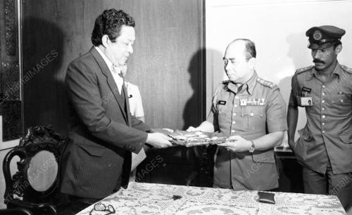 KL01_20032015_SERAH_PINGAT