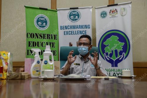 DR ISMAIL PARLAN