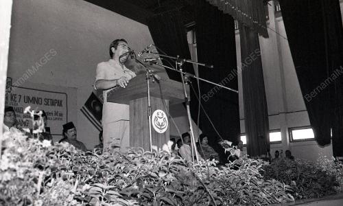 UMNO