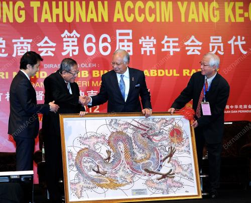 KL01_20062012_PM_DEWAN