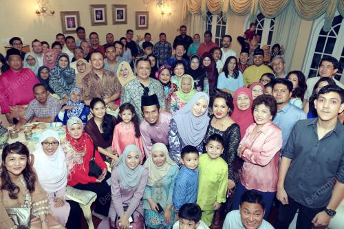KL01_20072016_HARI_RAYA