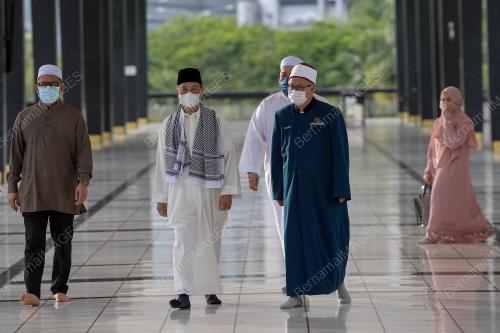 TAN SRI MUHYIDDIN YASSIN