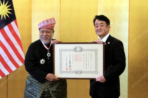 TAKAHASHI KATSUHIKO
