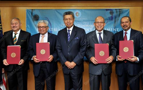 KL01_20092013_UPNM