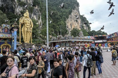 PERAYAAN DEEPAVALI BATU CAVES