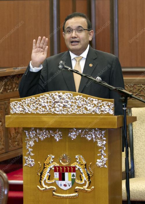 KL01_20112014_SUMPAH