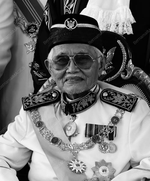 TUN ABDUL TAIB MAHMUD