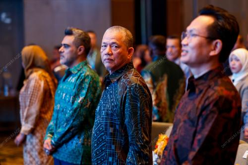 DATUK SERI FADILLAH YUSOF