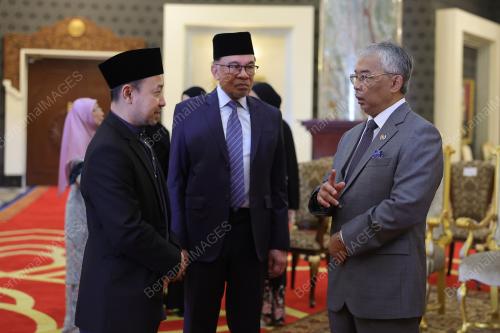 AL-SULTAN ABDULLAH RI'AYATUDDIN AL-MUSTAFA BILLAH SHAH