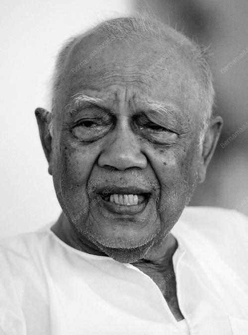 TAN SRI WAN MOKHTAR AHMAD