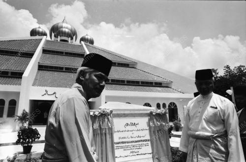 KL01_22012015_PELANCARAN_BALAI_USM