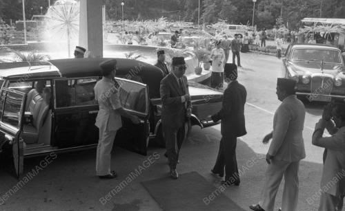 KL01_22012015_SULTAN_RASMI