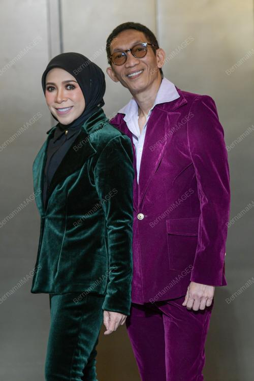 MELLY GOESLAW