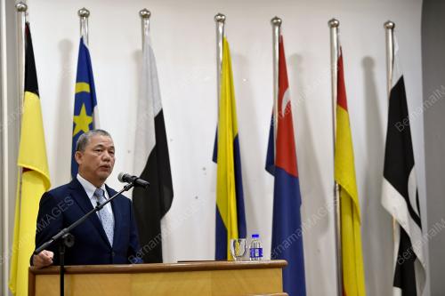 DATUK SERI FADILLAH YUSOF