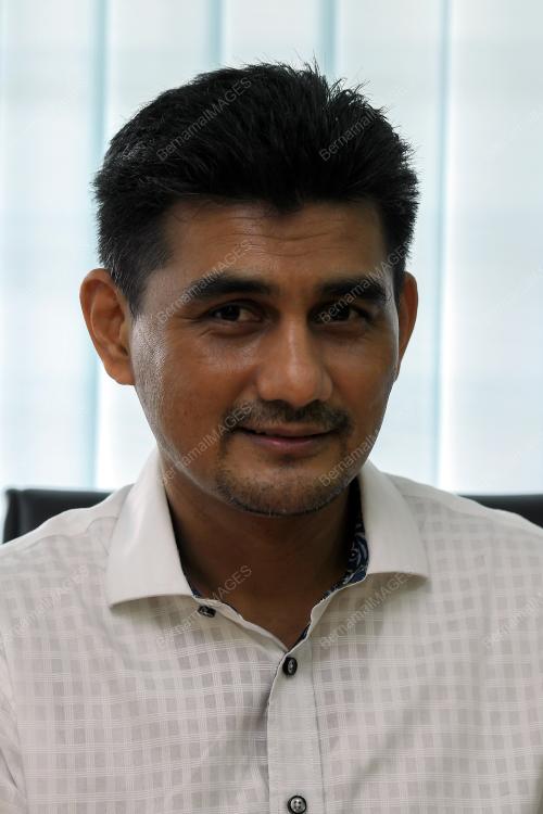DR MOHD YUSOFF ISHAK