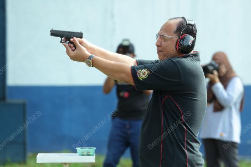 KAMARUDDIN M RIPIN