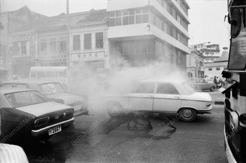 KERETA TERBAKAR