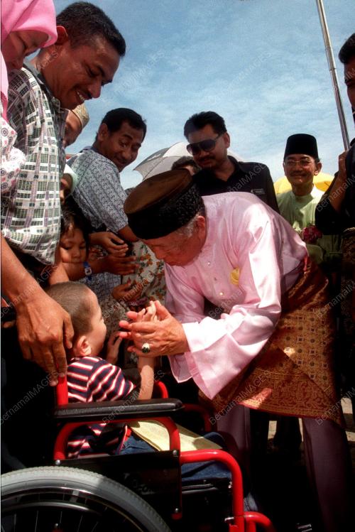 SULTAN SALAHUDDIN ABDUL AZIZ SHAH