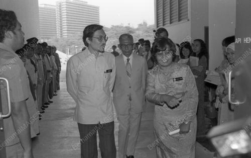 KL01_23012015_ANUAR_RASMI