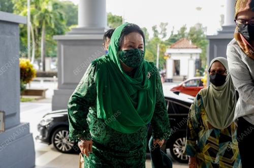 DATIN SERI ROSMAH MANSOR