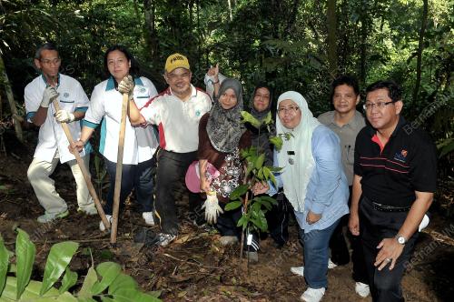 KL01_23032013_FRIM
