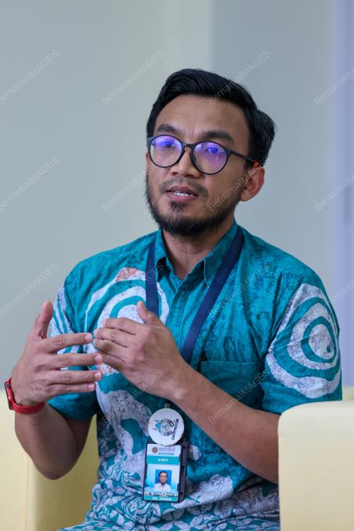 DR MUHAMMAD IRWAN ARIFFIN