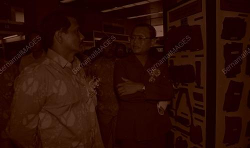 KL01_230690_PAMERAN