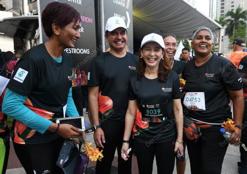 KL01_23092018_PETRONITA