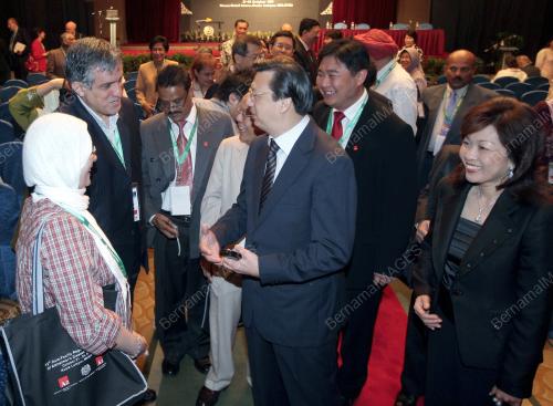 LIOW TIONG LAI
