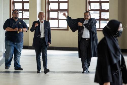 TAN SRI SHAHRIR AB SAMAD