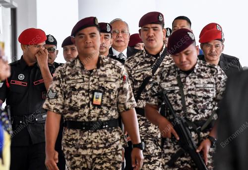 DATUK SERI NAJIB TUN RAZAK