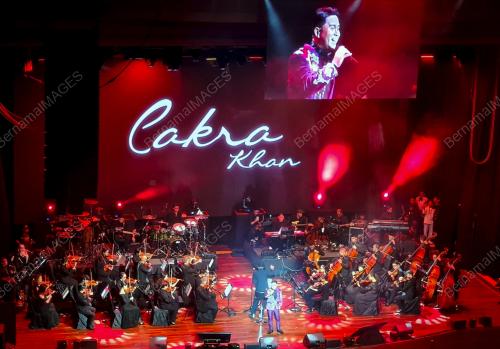 CAKRA KHAN