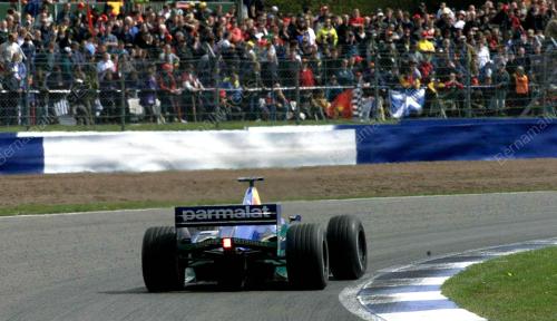 RED BULL SAUBER PETRONAS