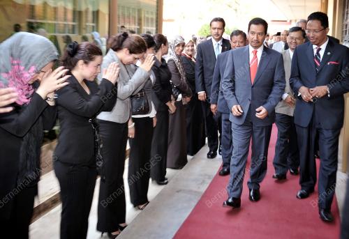 TUANKU MIZAN ZAINAL ABIDIN