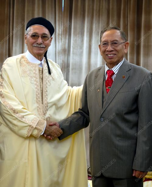 KL01_24062015_DEWAN_SALAM
