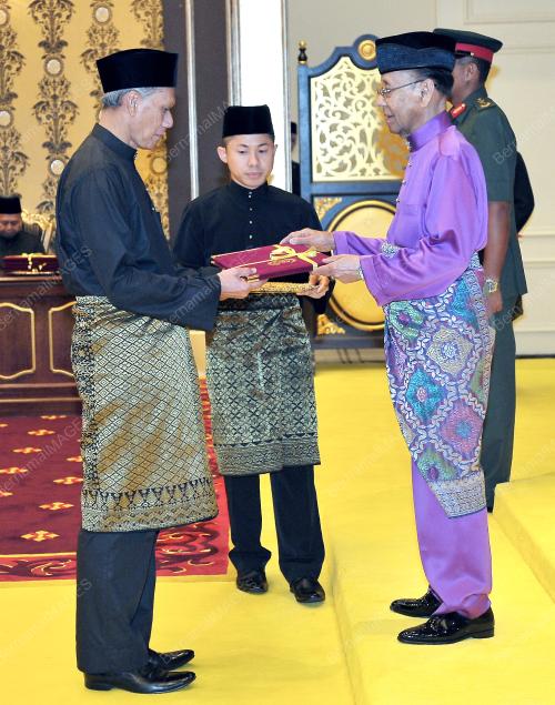KL01_24072013_PELANTIKAN
