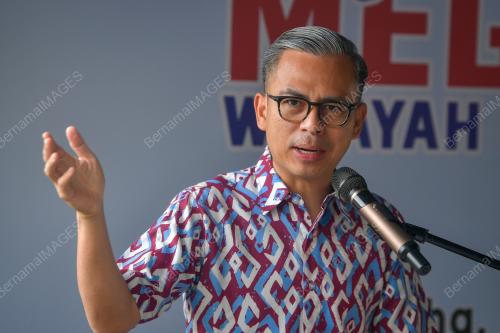 FAHMI FADZIL