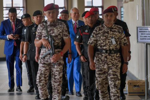 DATUK SERI NAJIB TUN RAZAK