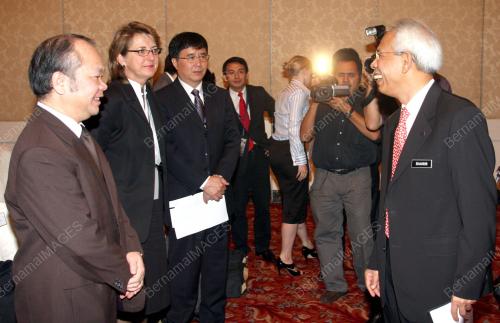 SHAHRIR ABDUL SAMAD