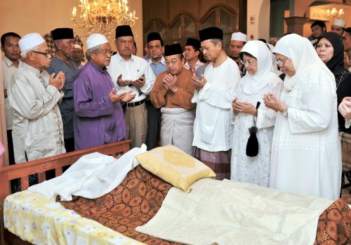 TUN DR MAHATHIR MOHAMAD