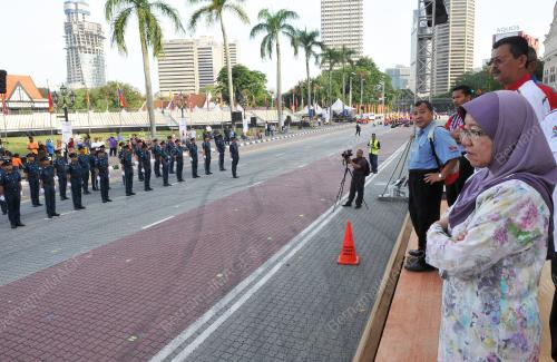 KL01_25012012_RAPTAI