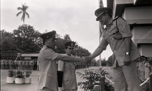KL01_250390_HARI_POLIS
