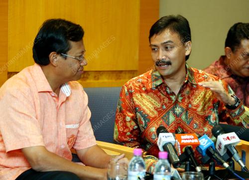 AHMAD SHABERY CHEEK