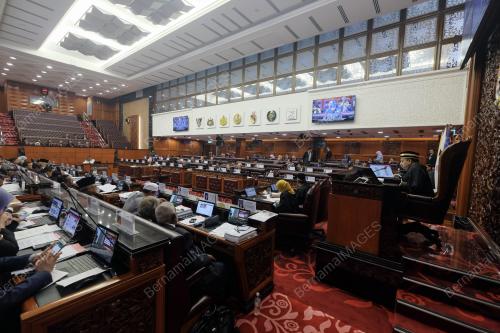 KL01_26032018_DEWAN_NEGARA_BN201803202424